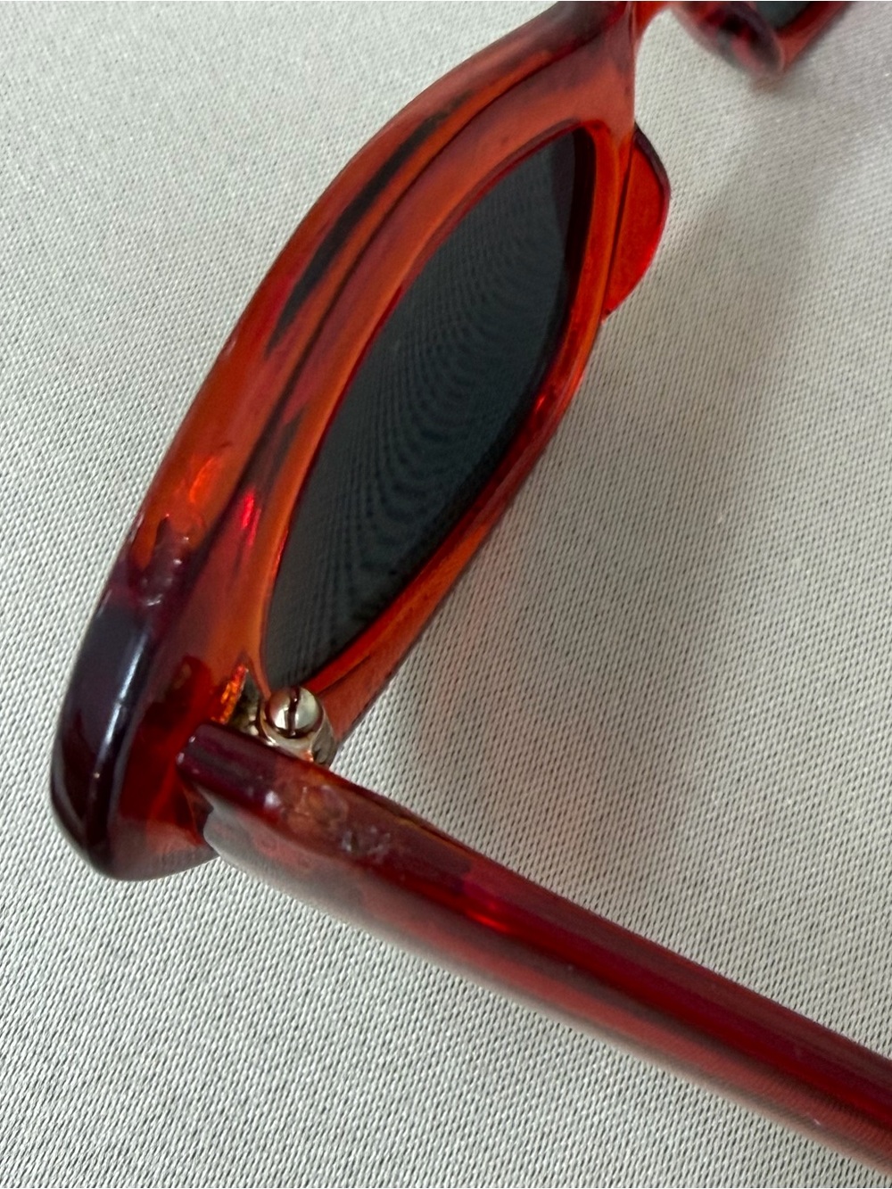 Vintage 1980s Red Cat Eye Sunglasses Made in Korea Retro - Picture 11 of 11